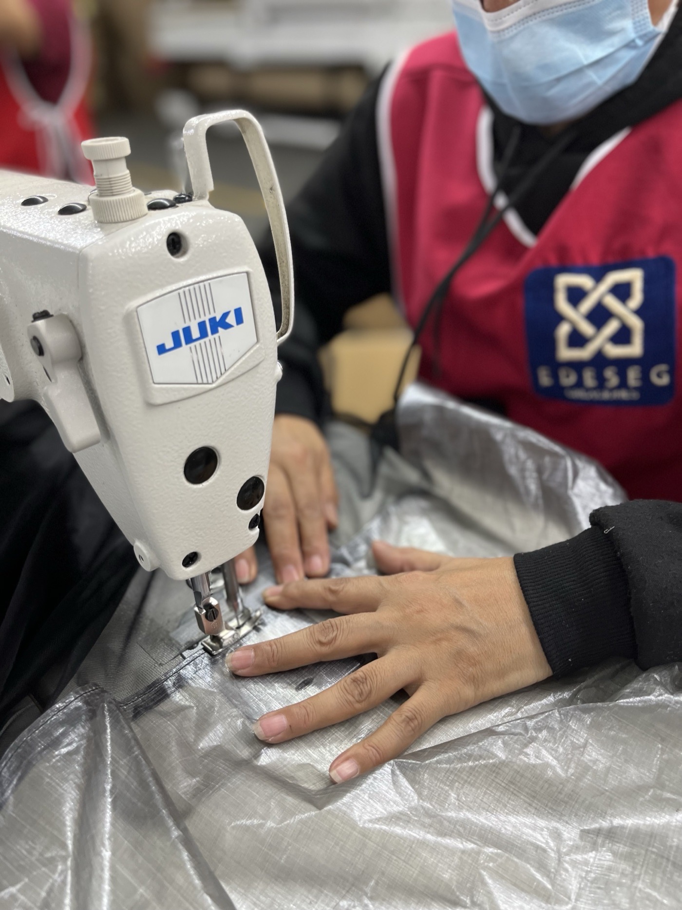 Proceso de fabricación textil en planta EDESEG